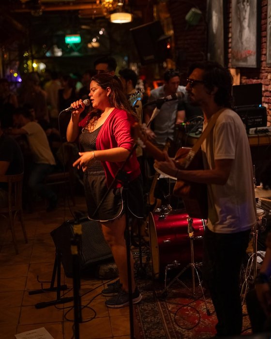 Folk You Mondays at La Dama de Bollini